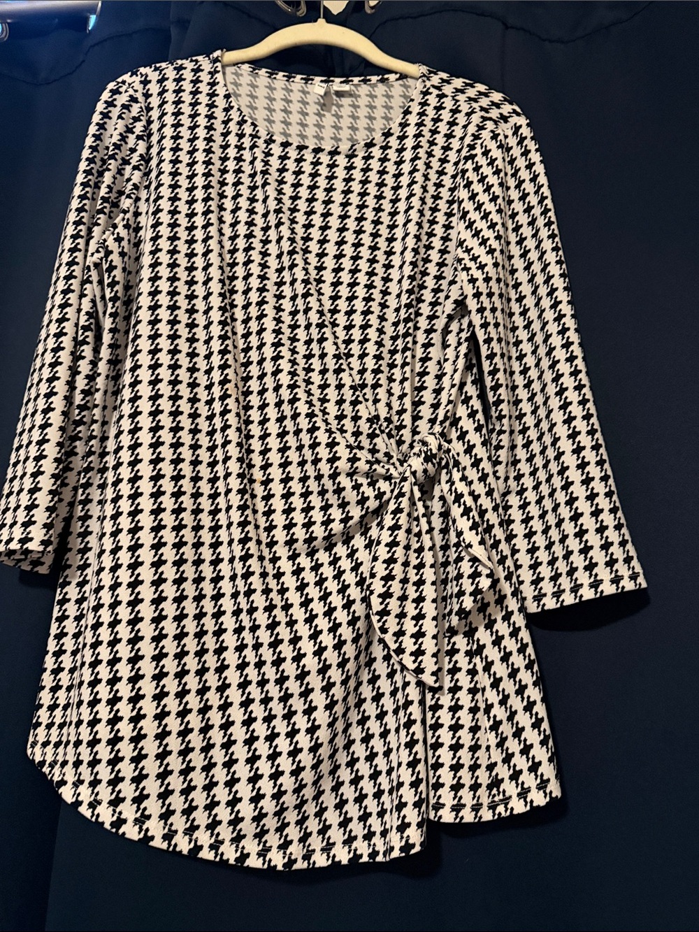 Elle Black and White Houndstooth Knot-Front Blouse
